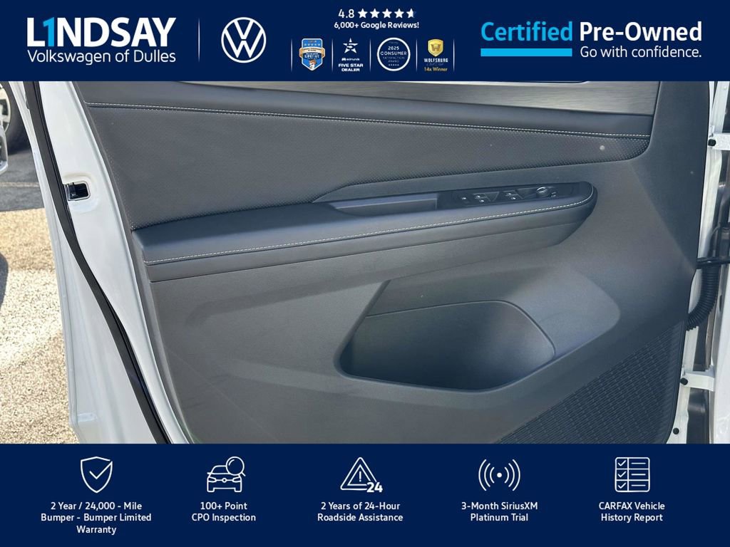 Certified 2025 Volkswagen Atlas Cross Sport SE image 9