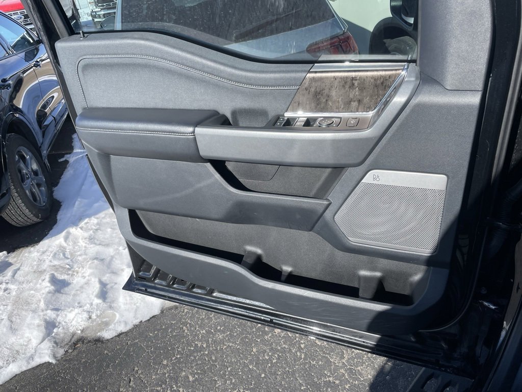 Used 2024 Ford F250 Lariat w/ Tremor Off-Road Package image 57