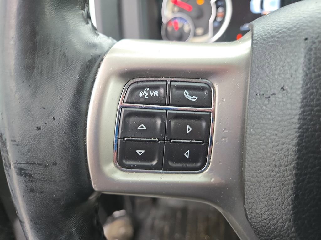 Used 2016 RAM 3500 Laramie image 17