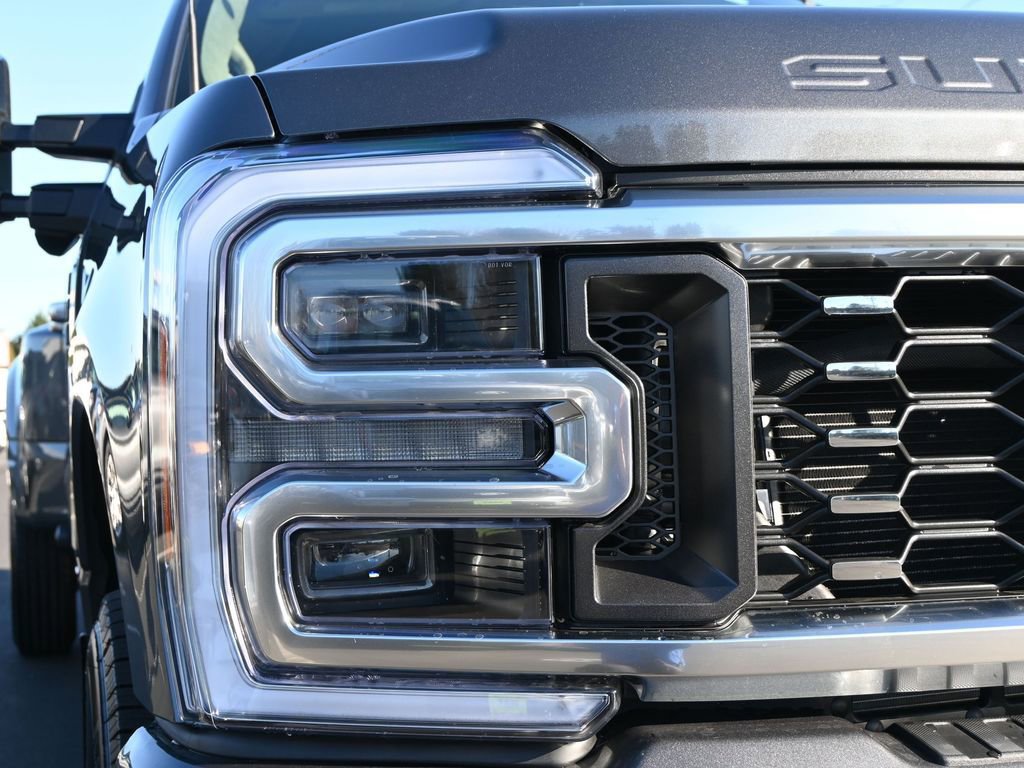 New 2026 Ford F350 Platinum w/ Platinum Plus Package image 9