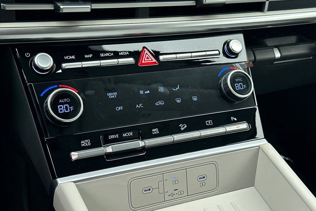 New 2026 Hyundai Santa Fe SE image 18