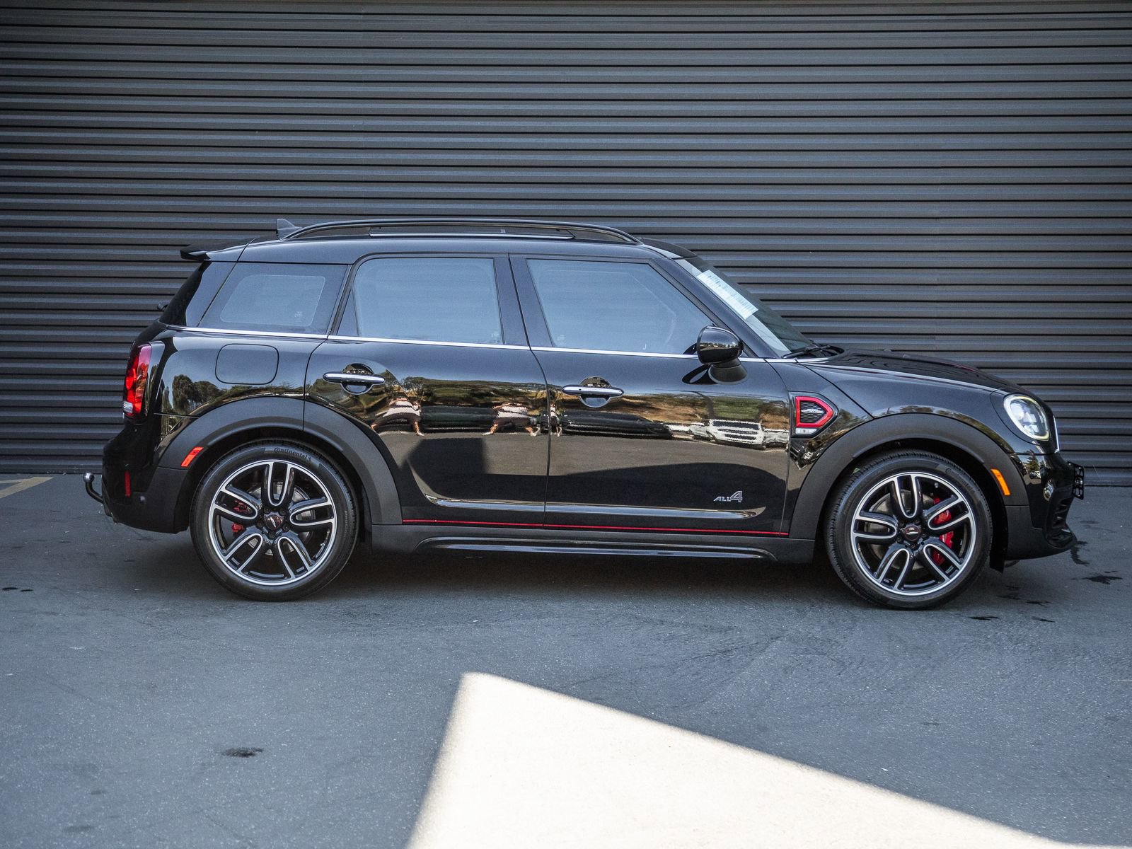 Used 2019 MINI Cooper Countryman John Cooper Works w/ Convenience Package image 8
