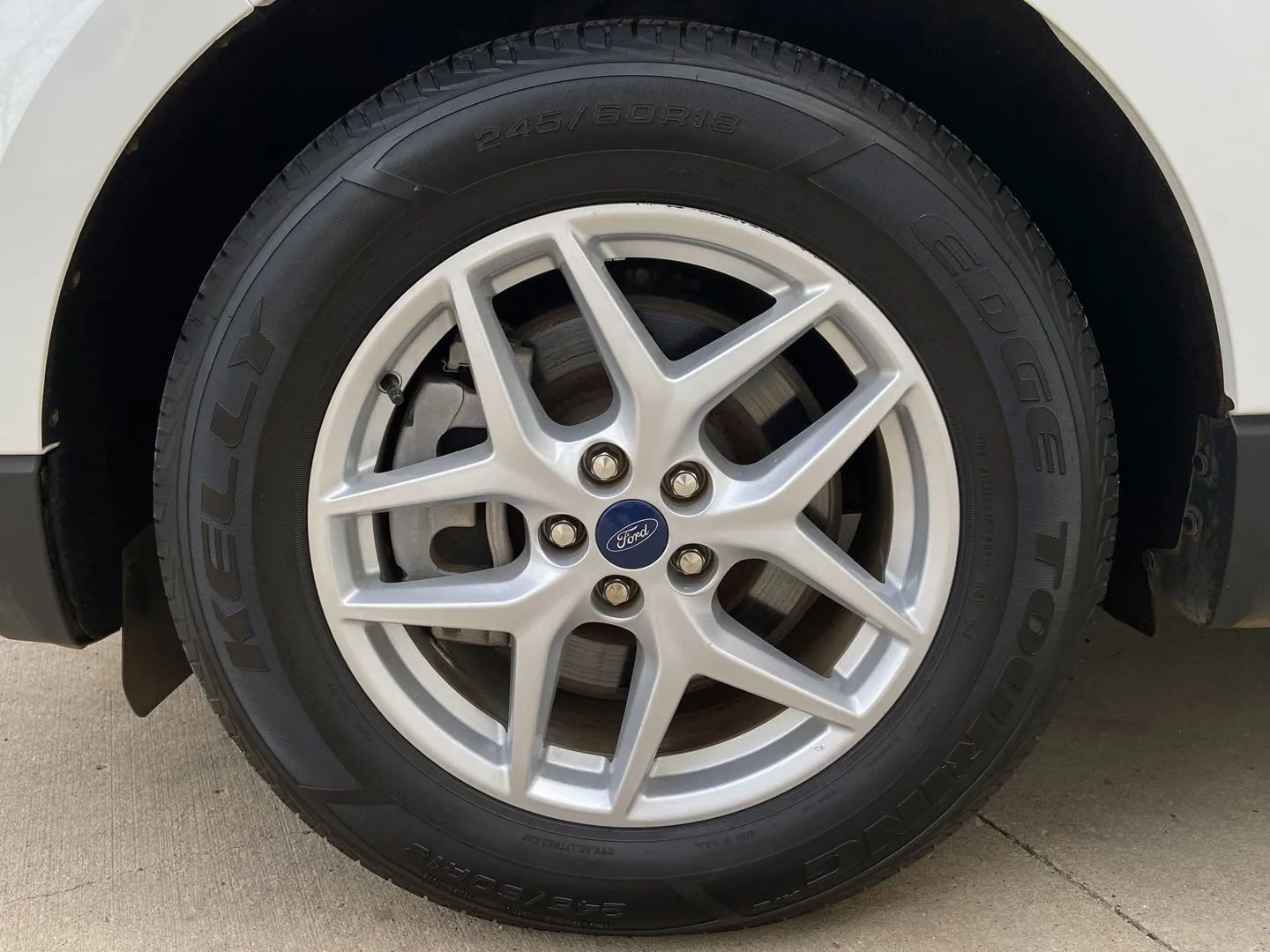 Used 2022 Ford Edge SEL AWD/4WD image 8