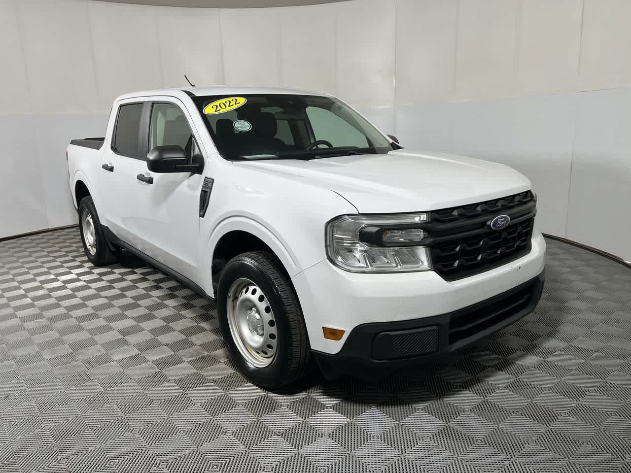 Used 2022 Ford Maverick XL w/ Equipment Group 100A Standard AWD/4WD image 2
