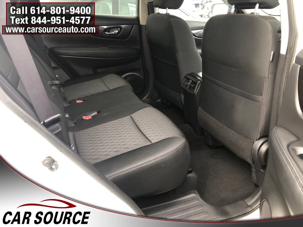 Used 2018 Nissan Rogue SV w/ Premium Package AWD/4WD image 22