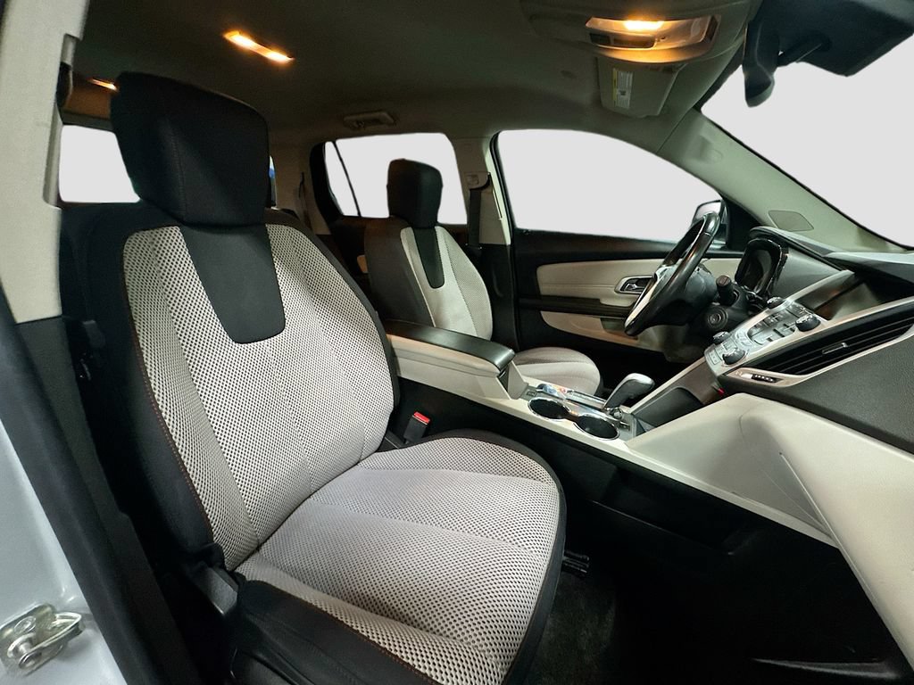 Used 2015 GMC Terrain SLE AWD/4WD image 24