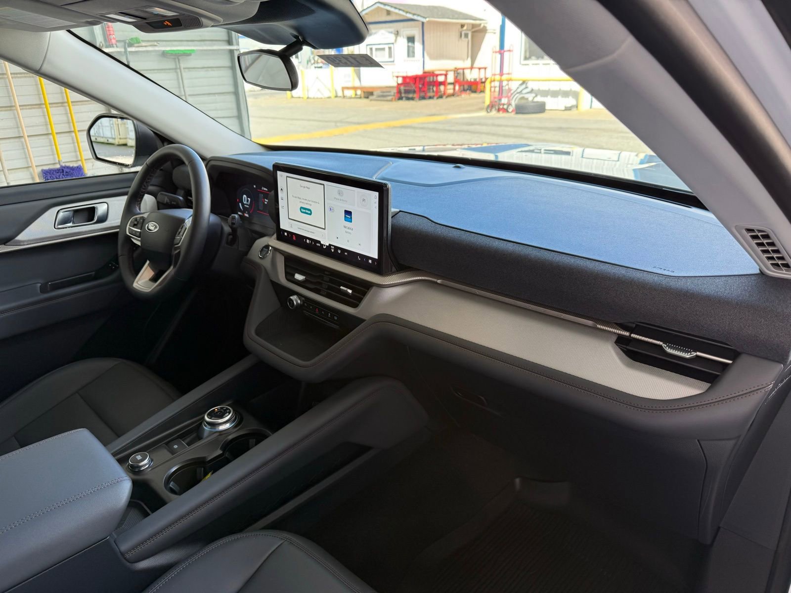 Used 2026 Ford Explorer Active w/ Active Comfort Package image 11