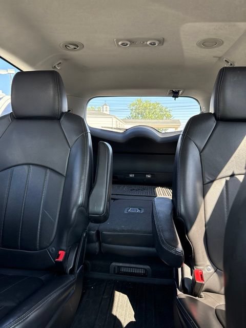 Used 2017 Buick Enclave Leather FWD image 16
