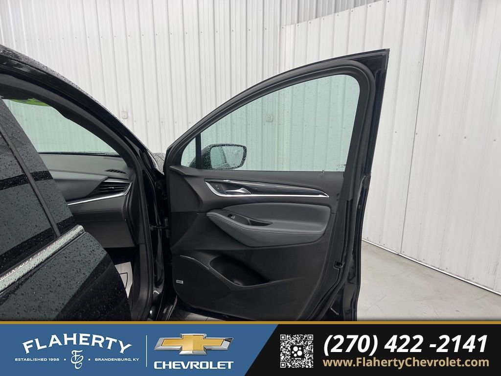 Used 2024 Buick Enclave Premium image 14