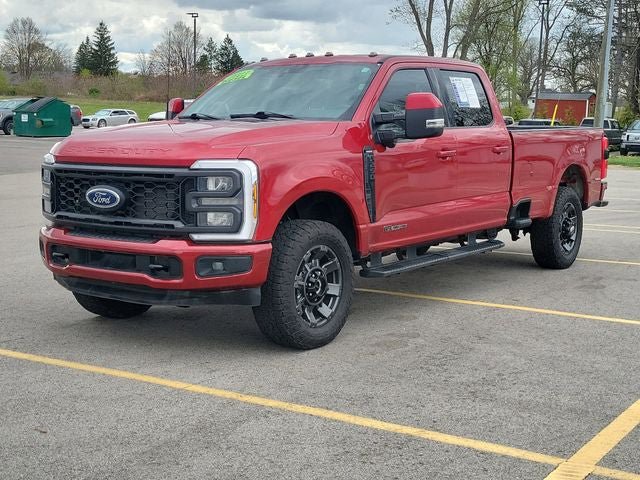 Used 2023 Ford F250 Lariat w/ Sport Appearance Package AWD/4WD image 2