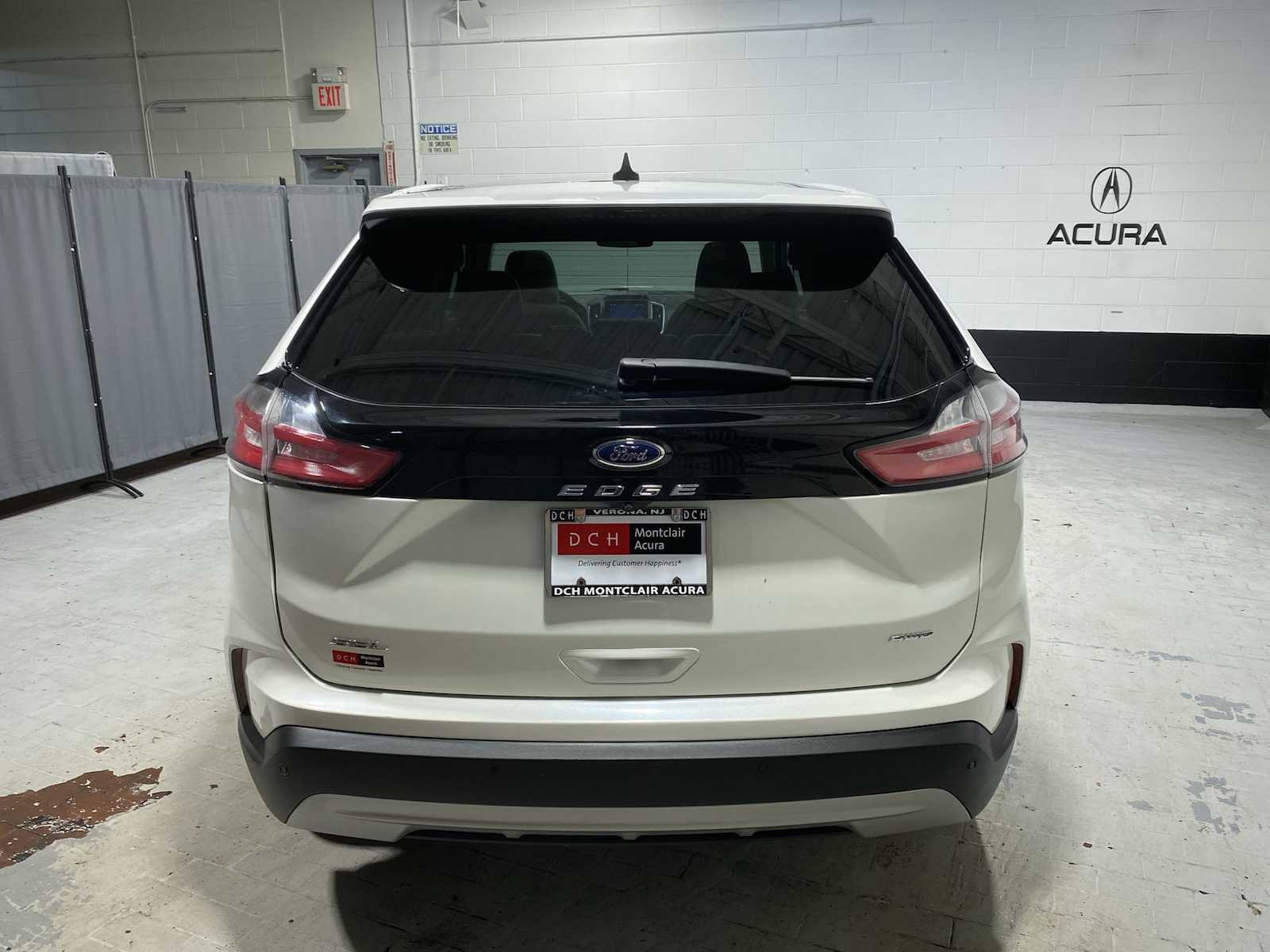 Used 2022 Ford Edge SEL w/ Convenience Package image 5