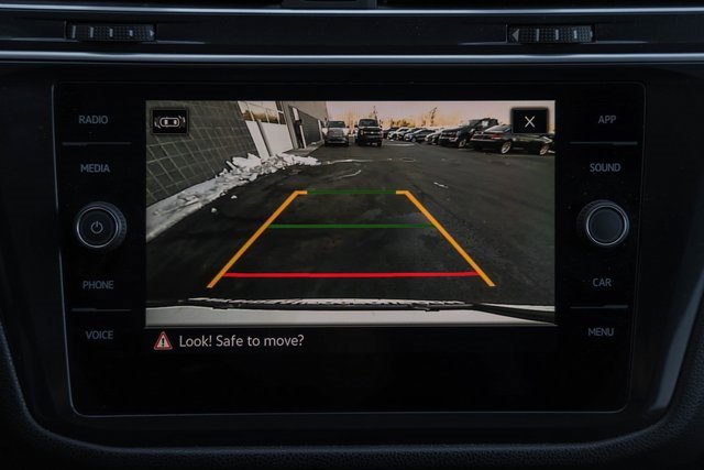 Used 2024 Volkswagen Tiguan S image 36