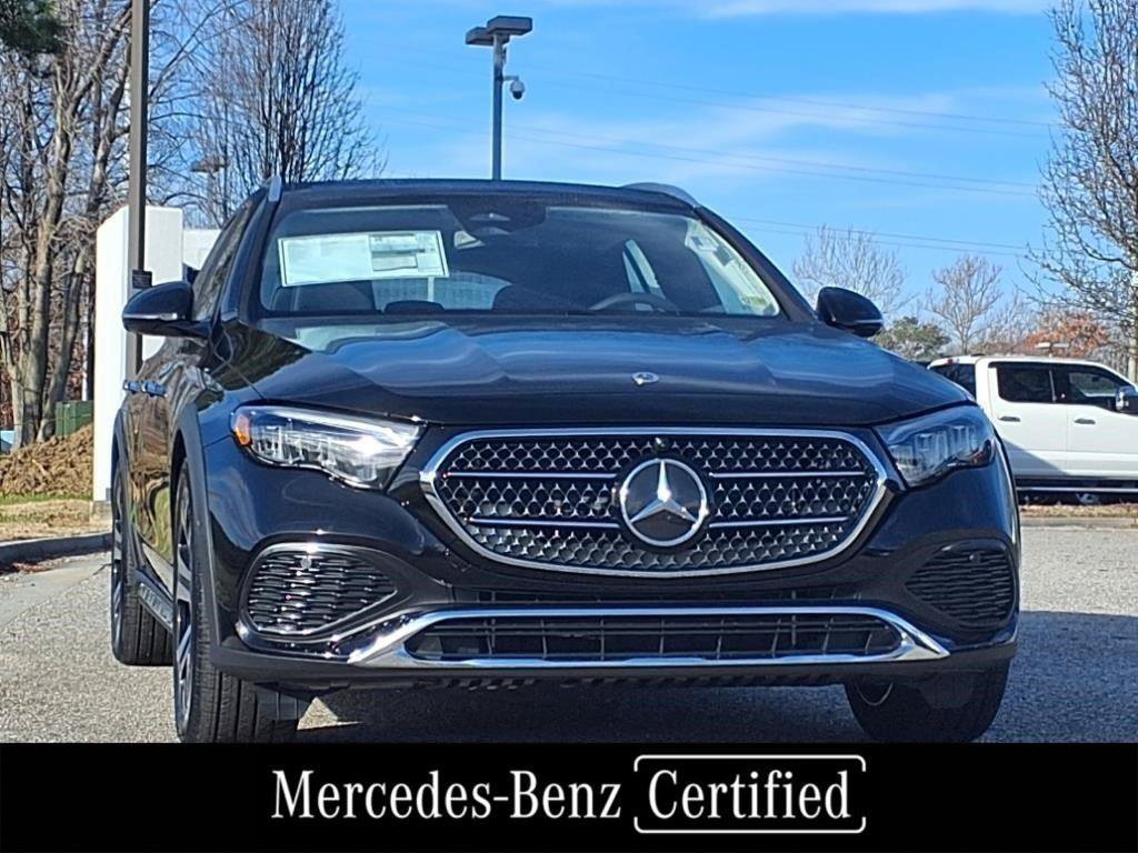 Used 2025 Mercedes-Benz E 450 4MATIC All-Terrain Wagon image 4