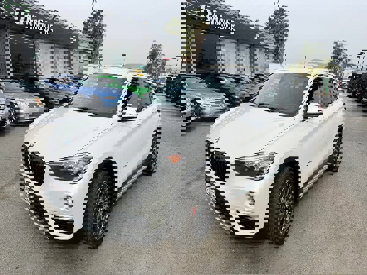 Used 2018 BMW X1 sDrive28i image 5