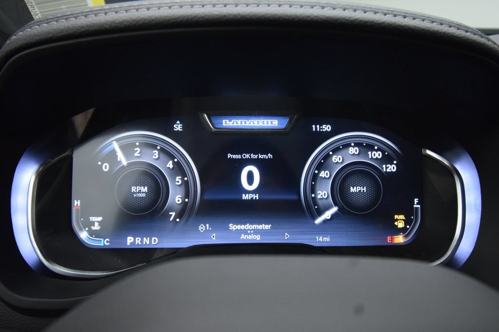 New 2026 RAM 2500 Laramie AWD/4WD image 22