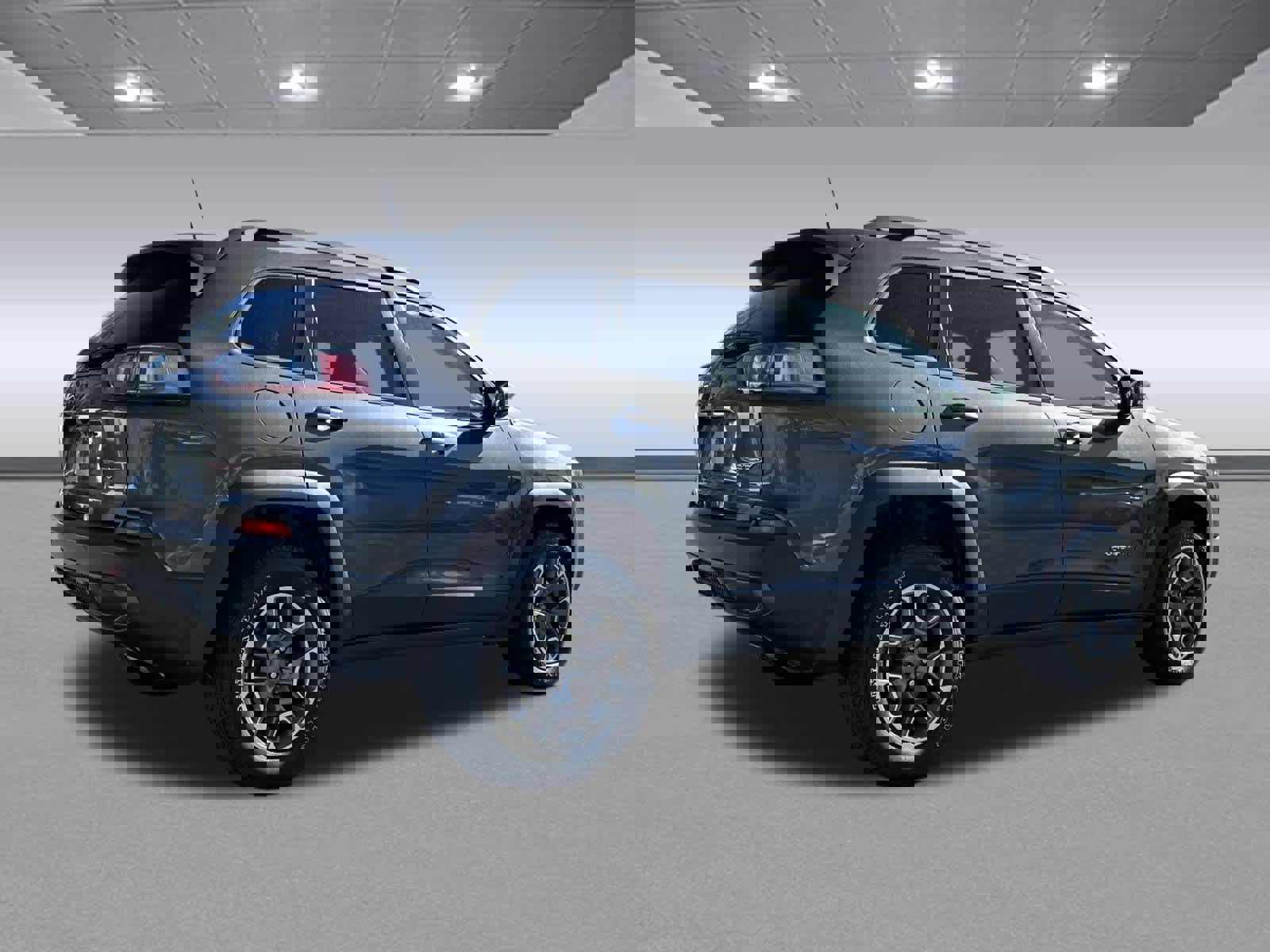 Used 2020 Jeep Cherokee Trailhawk image 7