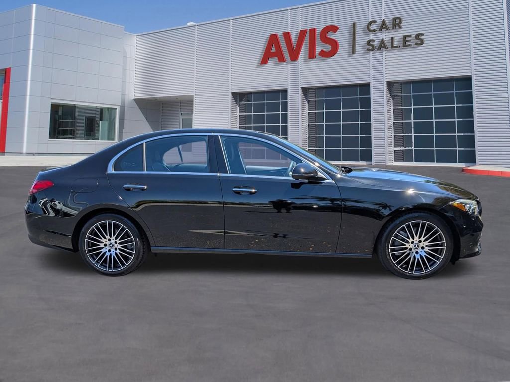 Used 2025 Mercedes-Benz C 300 Sedan image 5
