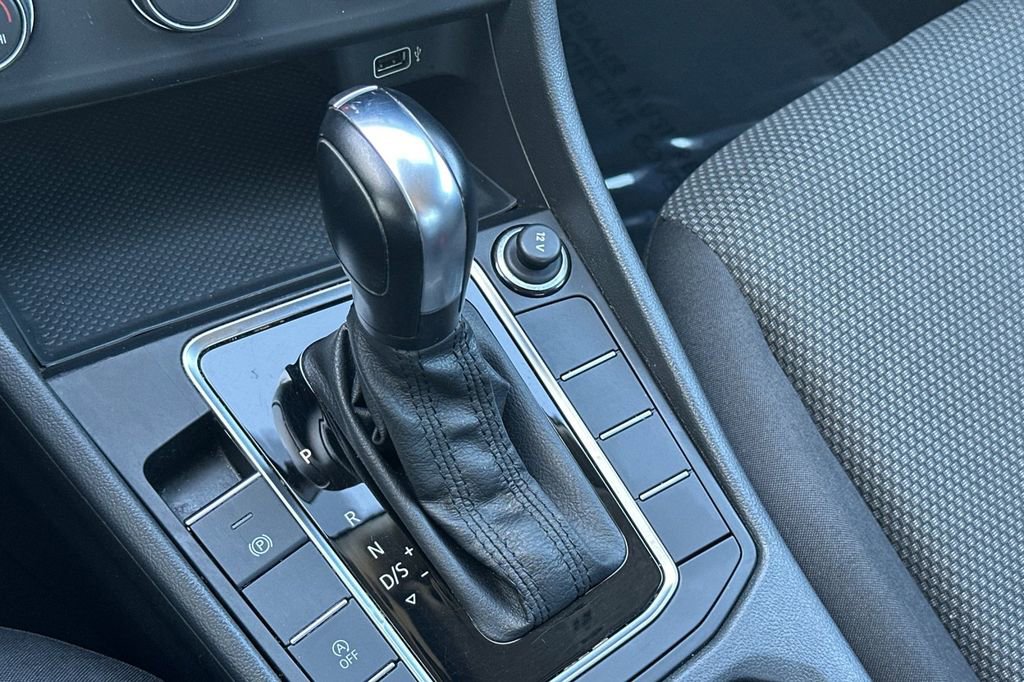 Used 2019 Volkswagen Jetta S w/ Driver Assistance Package FWD image 20