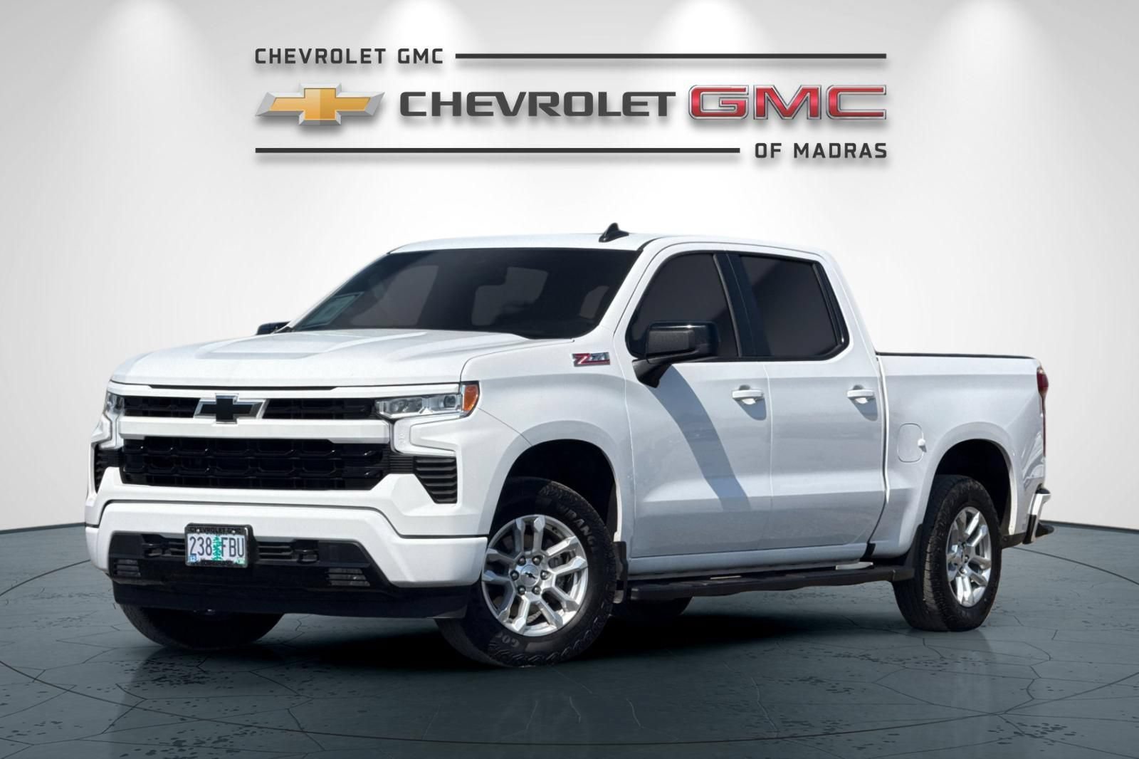 Used 2024 Chevrolet Silverado 1500 RST w/ Convenience Package II AWD/4WD image 7