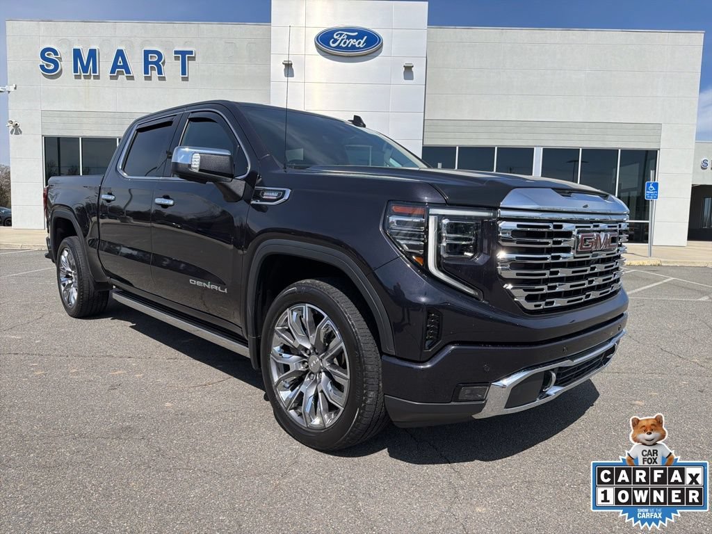 Used 2023 GMC Sierra 1500 Denali w/ Denali Reserve Package AWD/4WD image 1