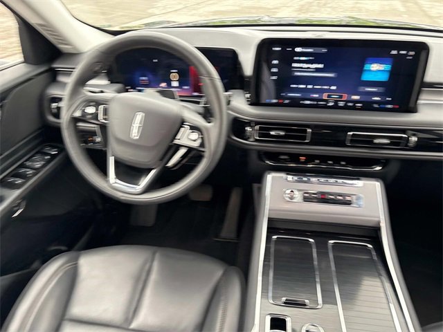 Certified 2025 Lincoln Aviator Premiere image 15
