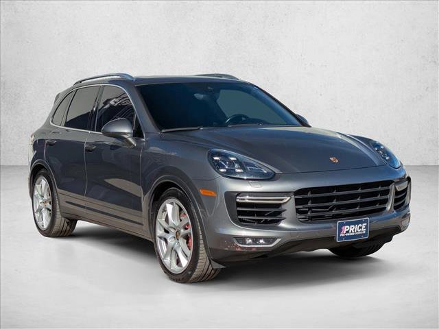 Used 2017 Porsche Cayenne Turbo image 3