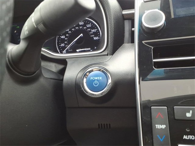 Certified 2019 Toyota Avalon XSE image 25