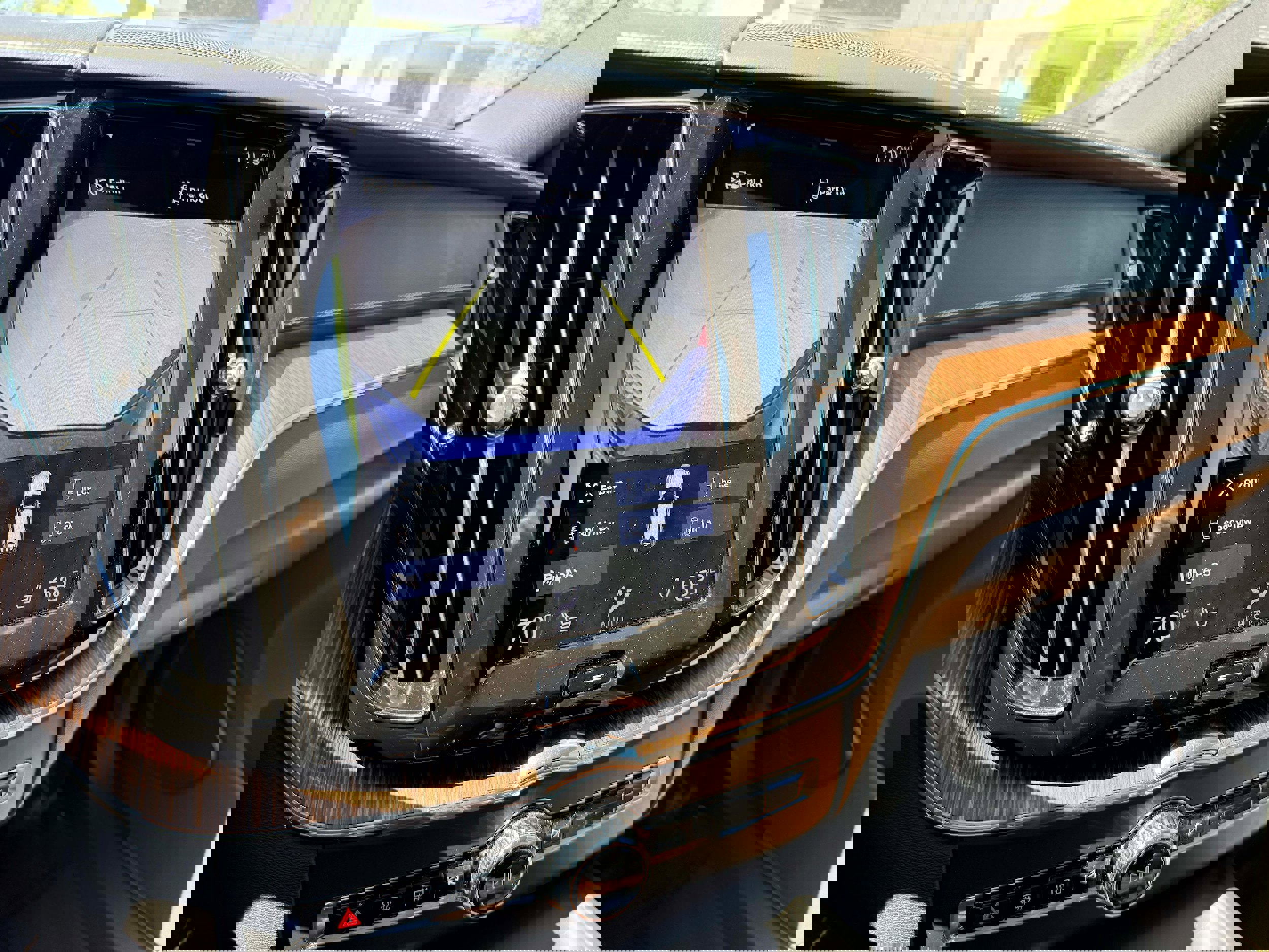 Used 2019 Volvo XC60 T5 Inscription w/ Protection Package Premier AWD/4WD image 22