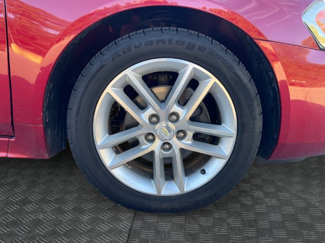 Used 2014 Chevrolet Impala LTZ FWD image 14