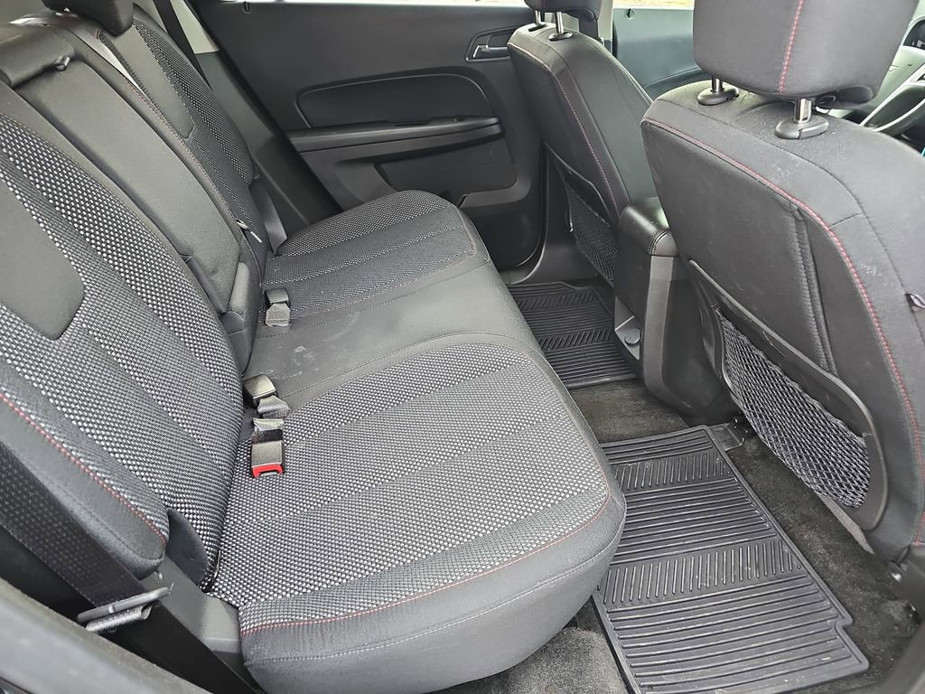 Used 2017 Chevrolet Equinox LT image 12