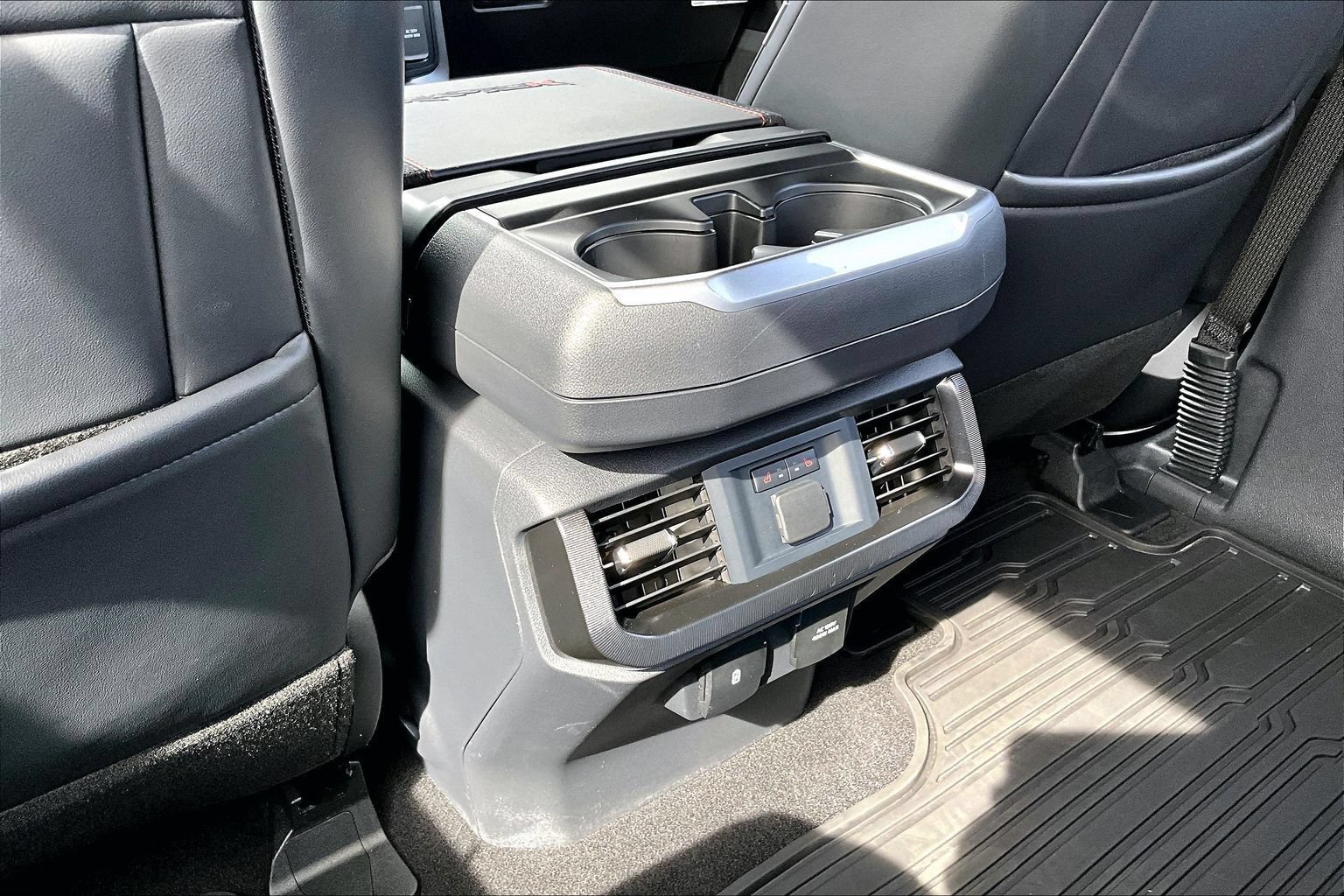 Used 2024 Ford F150 Raptor w/ Equipment Group 803A Raptor R AWD/4WD image 34