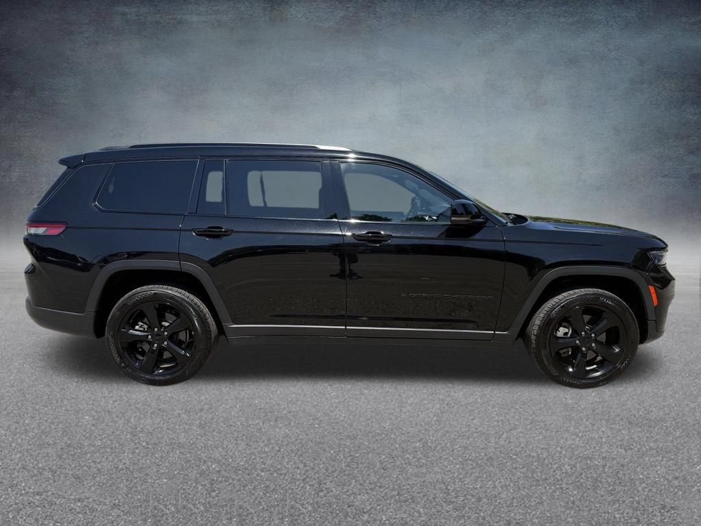 Used 2021 Jeep Grand Cherokee L Laredo AWD/4WD image 7