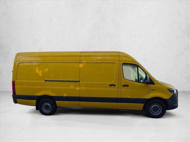 Used 2024 Mercedes-Benz eSprinter 170 Cargo image 4