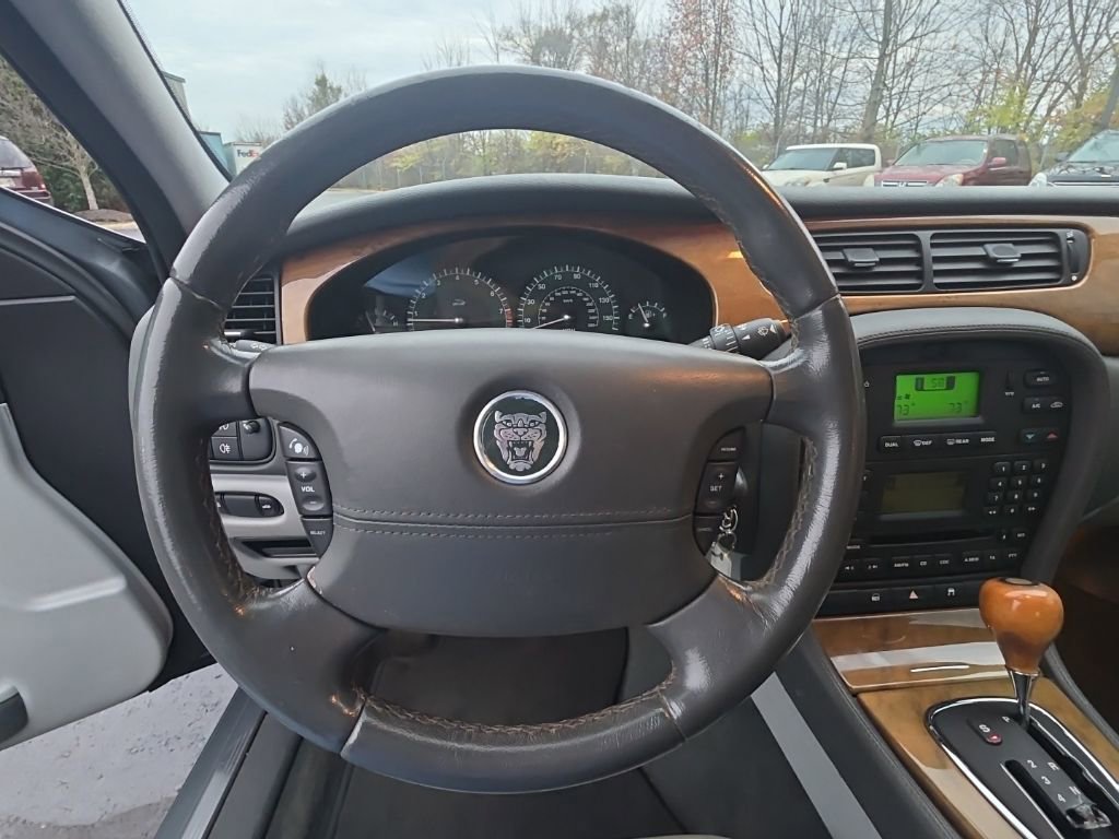 Used 2003 Jaguar S-TYPE 4.2 image 19