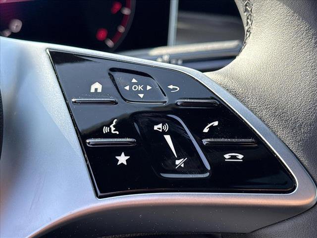 New 2025 Mercedes-Benz C 300 Sedan image 11