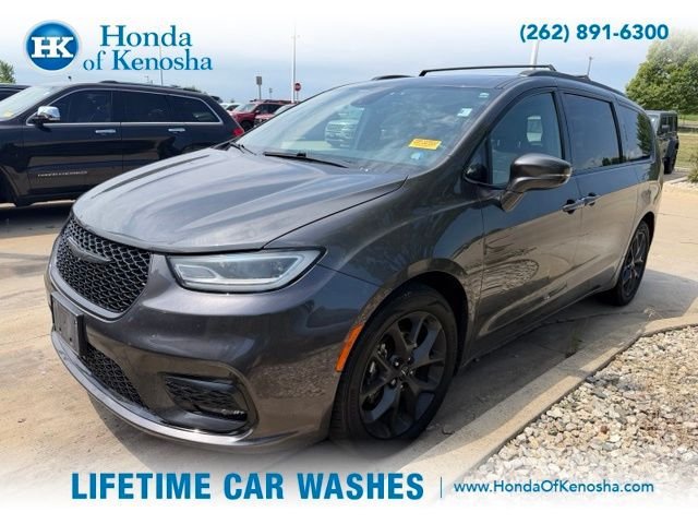 Used 2021 Chrysler Pacifica Touring-L w/ S Appearance Package