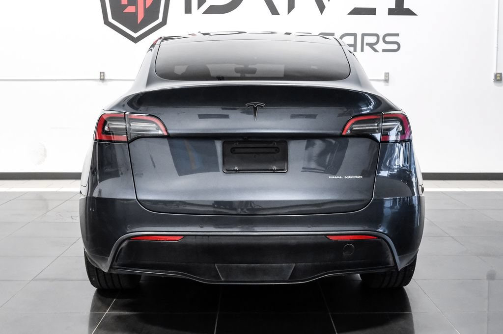 Used 2022 Tesla Model Y Long Range AWD/4WD image 9