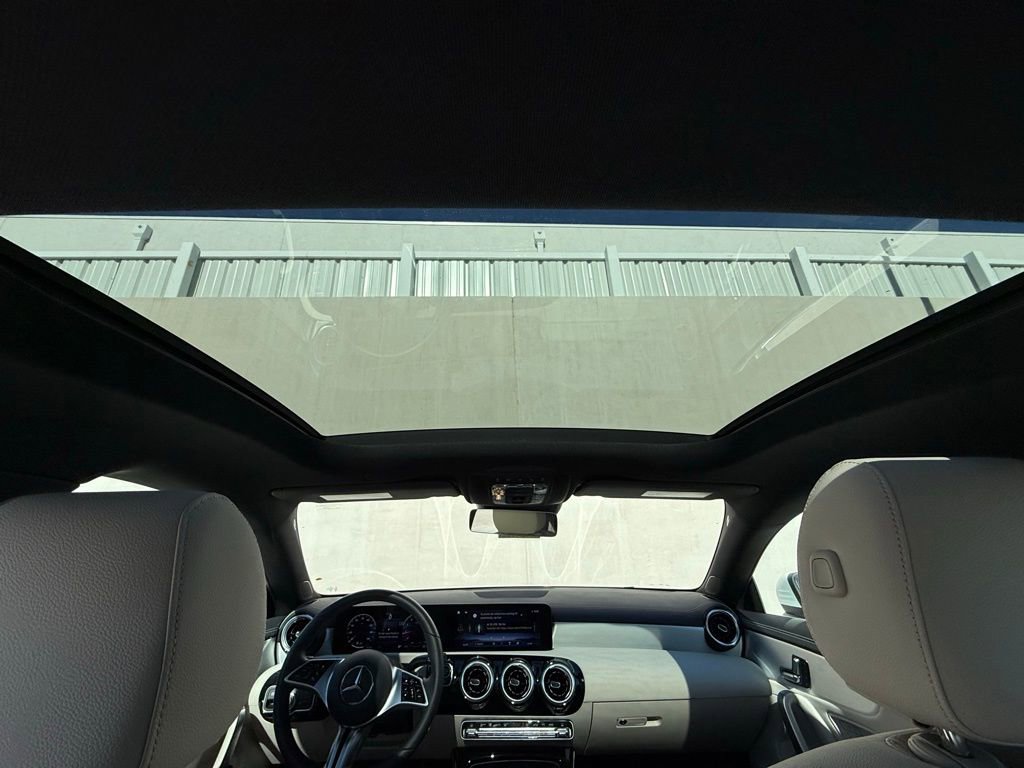 Used 2025 Mercedes-Benz CLA 250 image 8