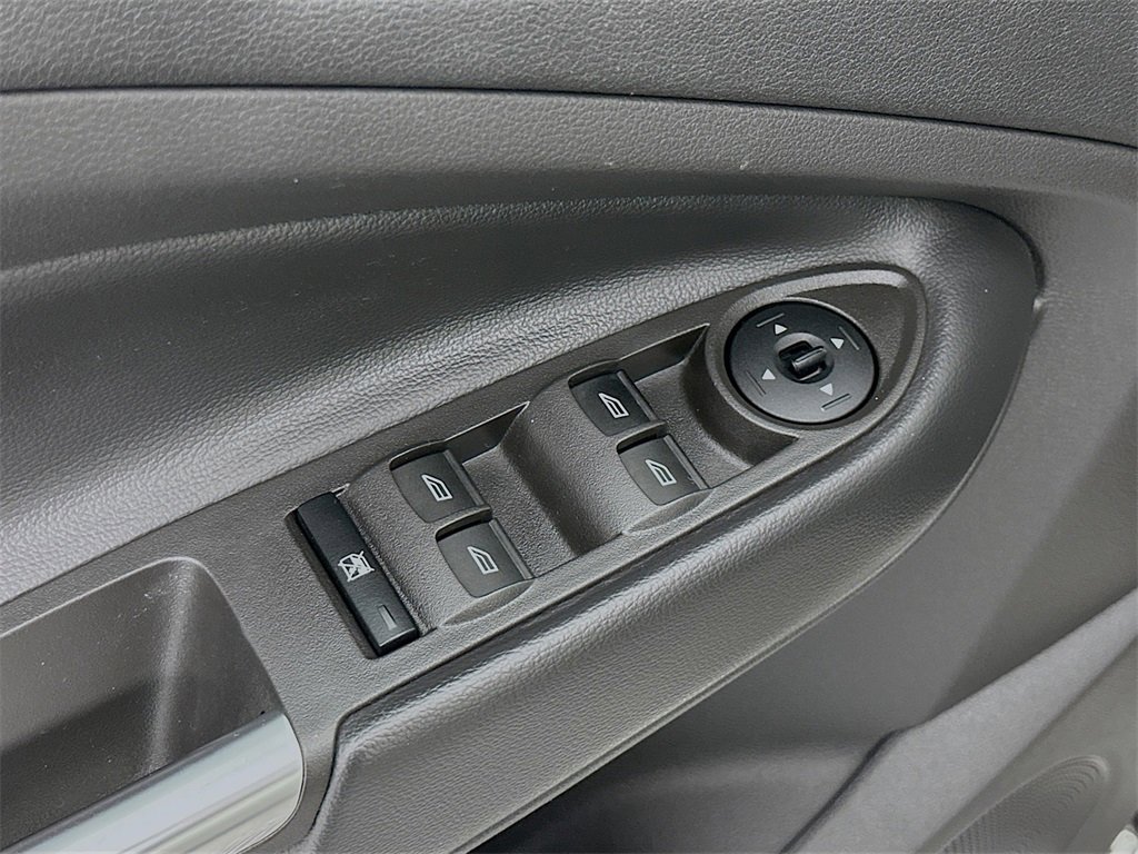 Used 2018 Ford Escape SE image 22