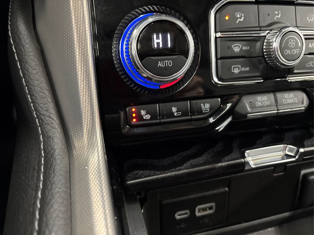 Used 2024 GMC Yukon XL Denali image 37