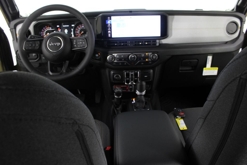 New 2026 Jeep Gladiator Sport AWD/4WD image 9