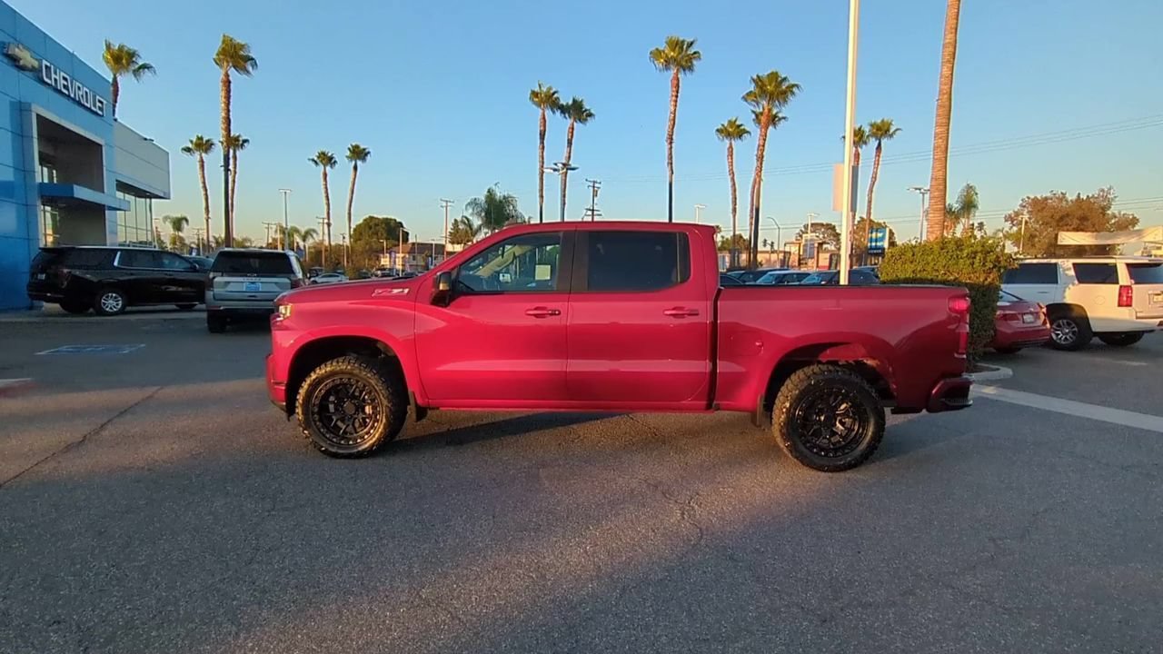 Used 2022 Chevrolet Silverado 1500 RST w/ Z71 Off-Road Package AWD/4WD image 5