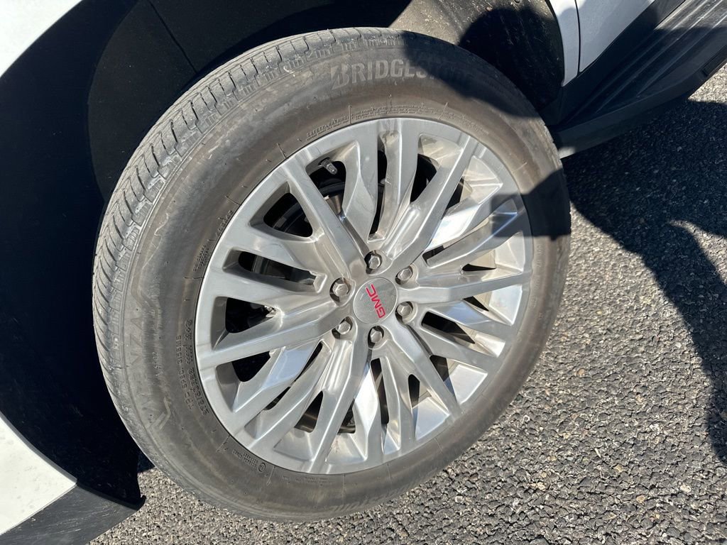 Used 2023 GMC Yukon SLT w/ SLT Premium Package image 20