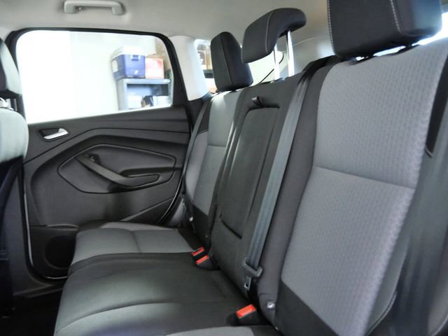 Used 2017 Ford Escape SE FWD image 15