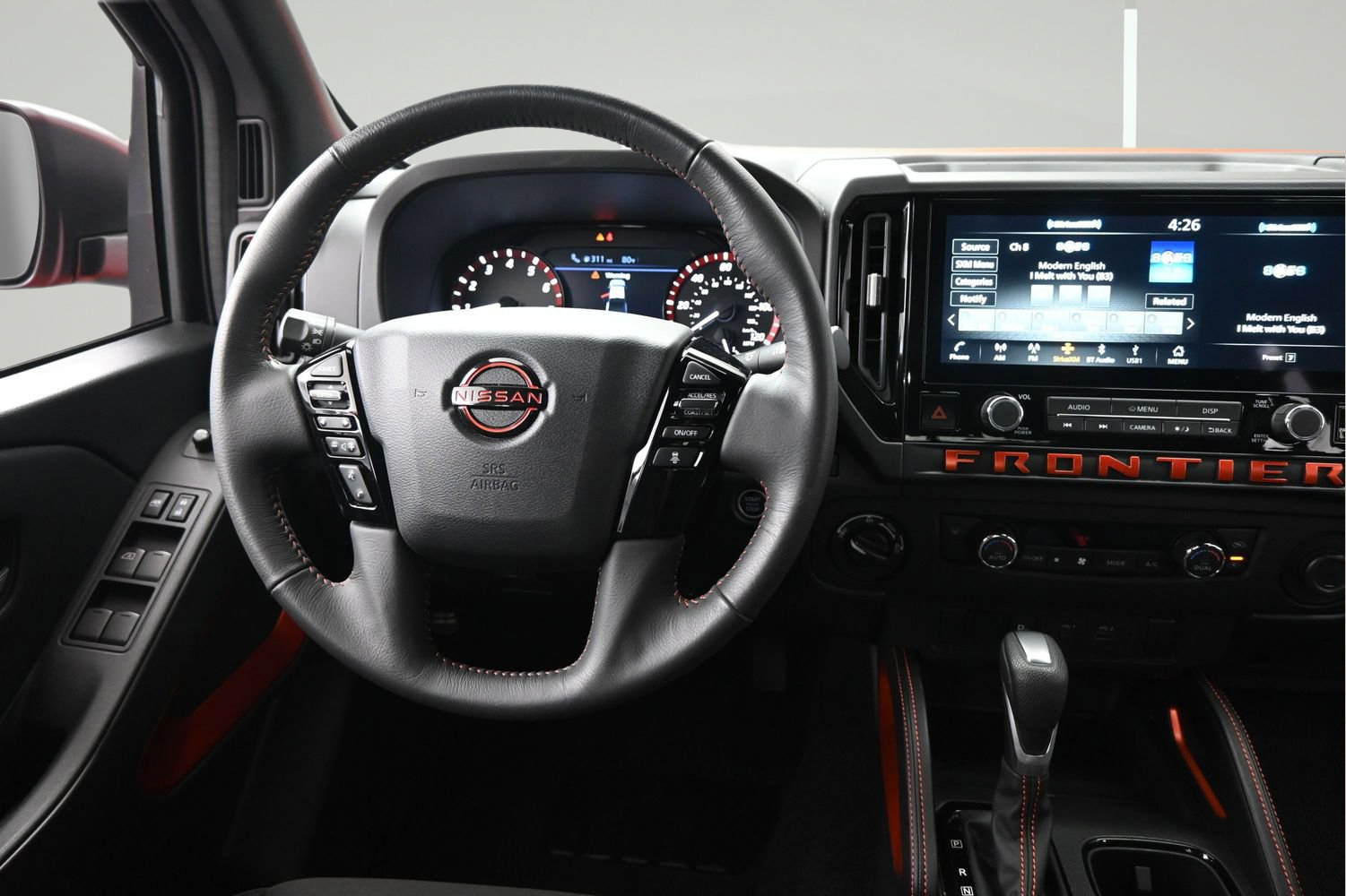 Certified 2025 Nissan Frontier PRO-4X w/ Interior Protection Package AWD/4WD image 12