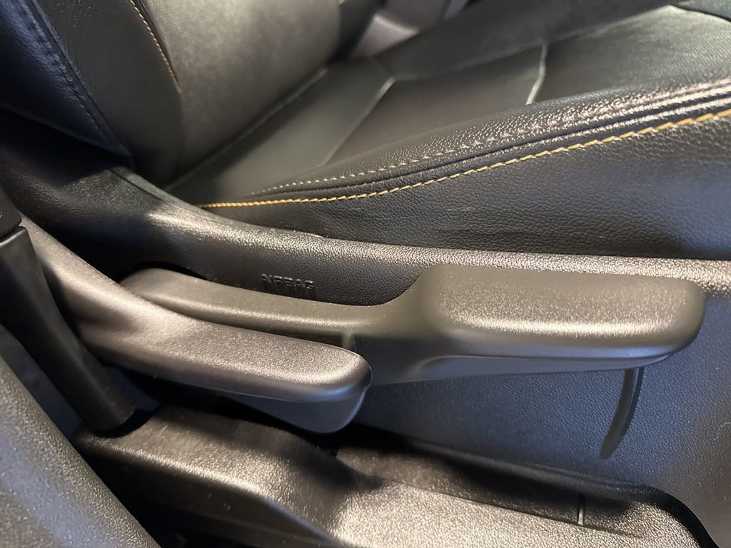 Used 2023 Chevrolet Equinox Premier image 34