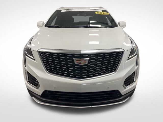 Certified 2025 Cadillac XT5 Premium Luxury image 9