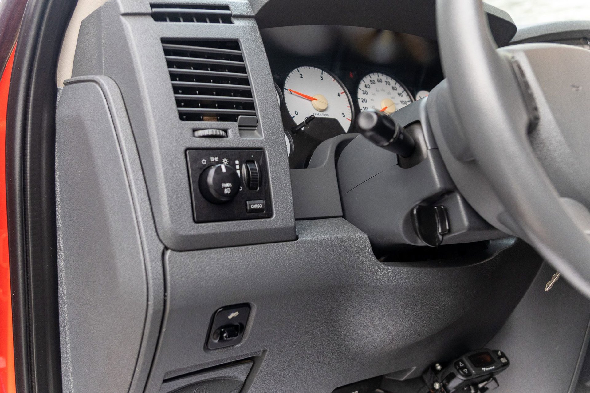 Used 2007 Dodge Ram 3500 Truck SLT w/ Light Group image 18