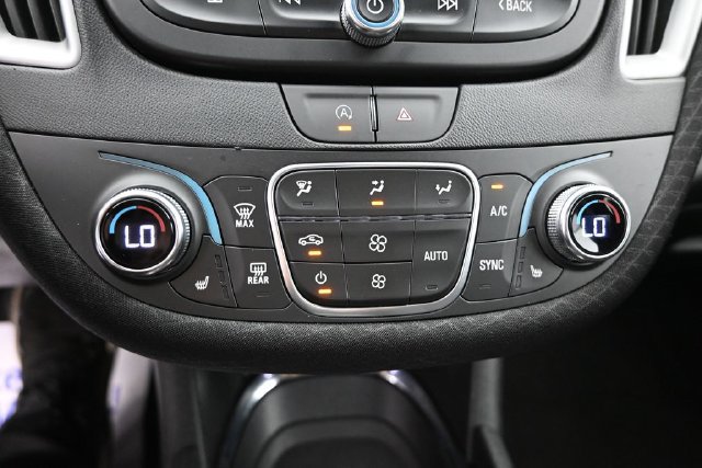 Used 2024 Chevrolet Malibu LT FWD image 34