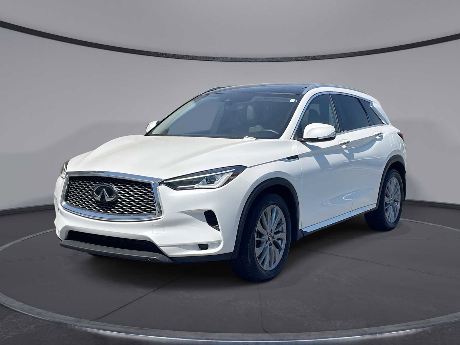 Used 2025 INFINITI QX50 Luxe AWD/4WD image 1